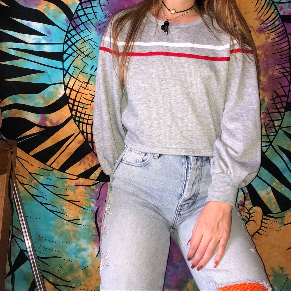 Cropped grey striped sweater